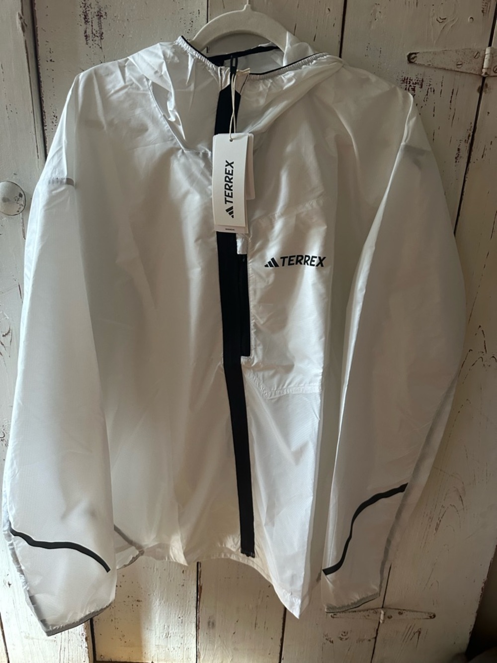 Adidas Terrex White Lightweight Windbreaker. BNWT. Men’s size XL